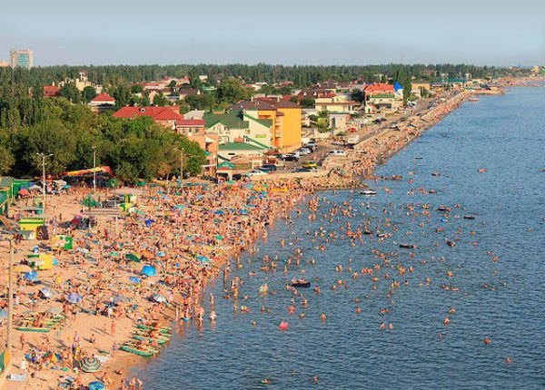 В разгар курортного сезона в Бердянске слышны артобсрелы