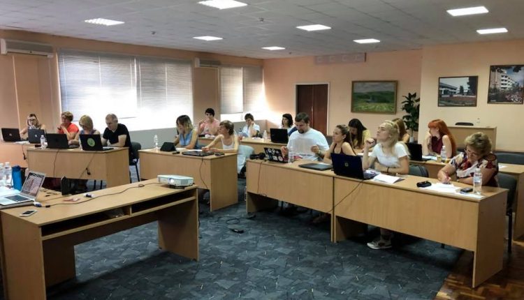 Журналисты Запорожской области обучаются правовым основам этических и профессиональных стандартов