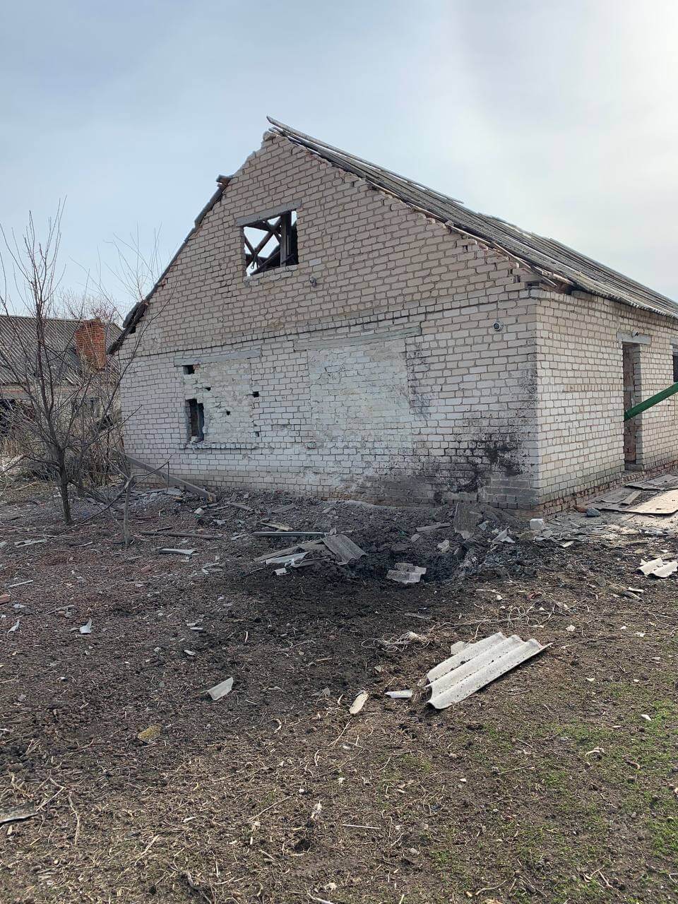 В Запорожье захватчики несколько часов обстреливали мирных жителей (фото)
