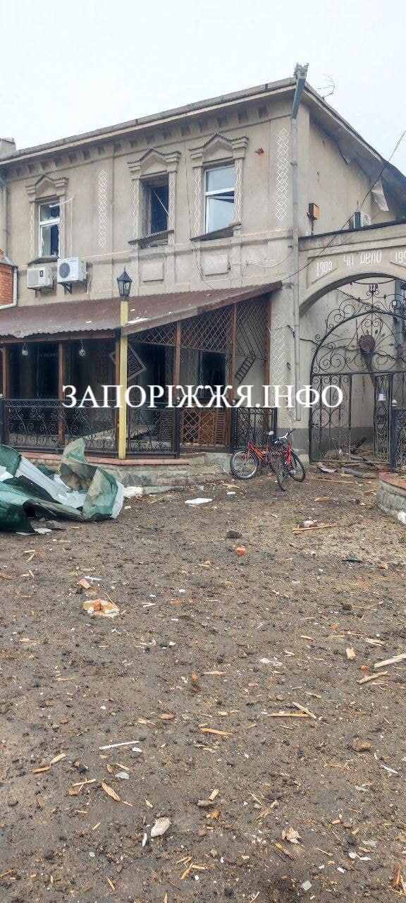 Сегодня утром враг обстрелял центр Гуляйполя Запорожской области (фото)