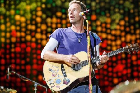 Соліст Coldplay заспівав для російського «брата» і пообіцяв дати концерт в РФ (відео)